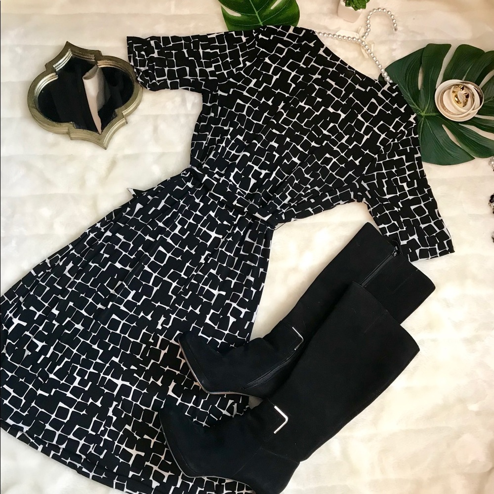 Black and white print 3/4 sleeve dress w bogo top! - Picture 4 of 8